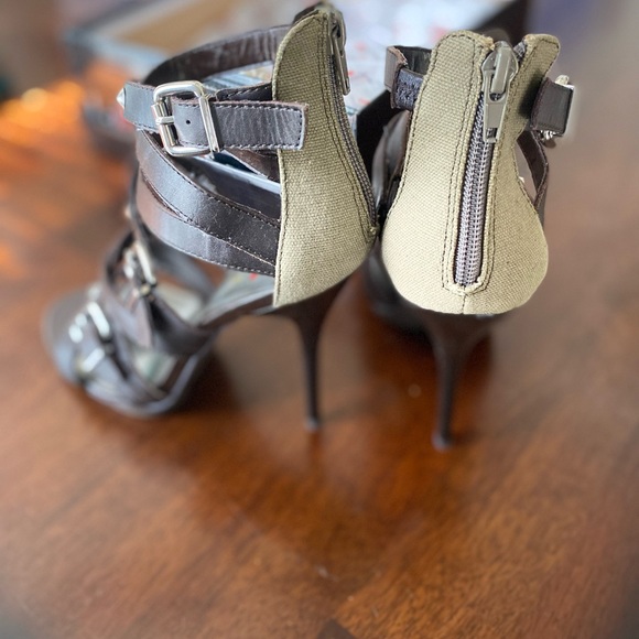 Luichiny Strappy Leather summer heels 7 NEW - Picture 6 of 7